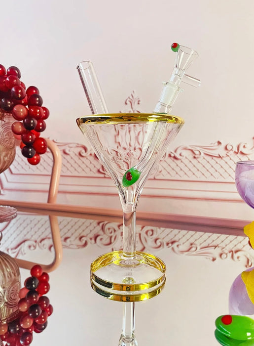 BURNING LOVE Martini Bong