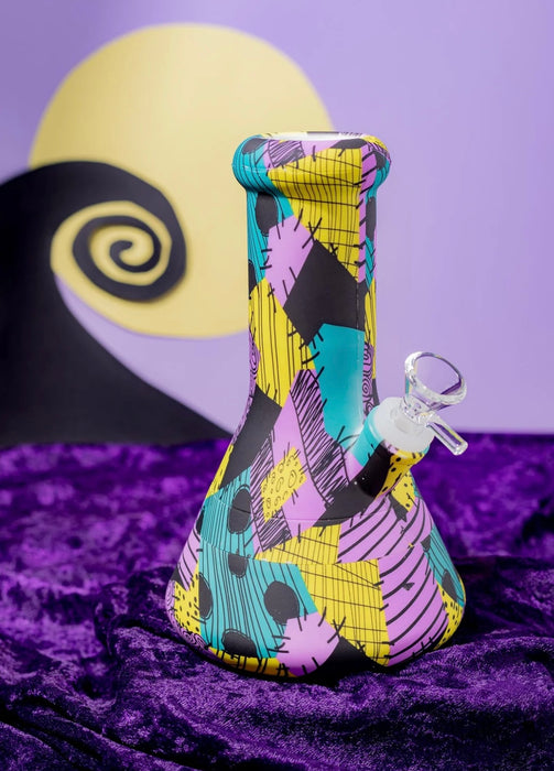 CANNA STYLE STITCHED-UP UNBREAKABLE BONG