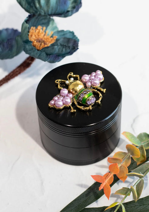 CANNA STYLE JEWELED BEETLE GRINDER