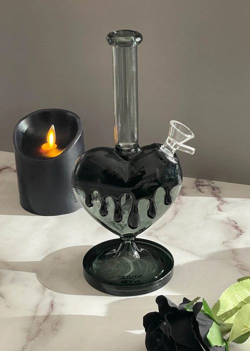 Canna Style BLACK DRIP HEART BONG