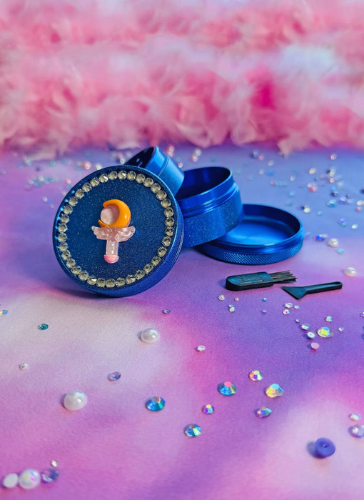 BURNING LOVE Moonlight Kingdom Grinder