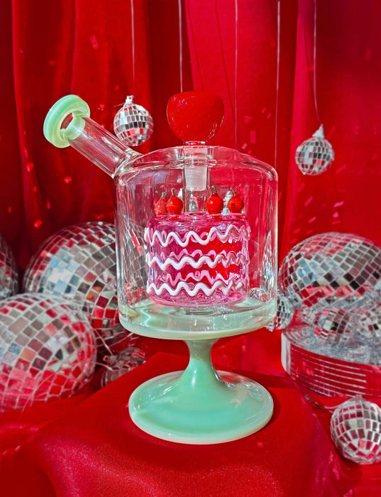 BURNING LOVE Cake Bong
