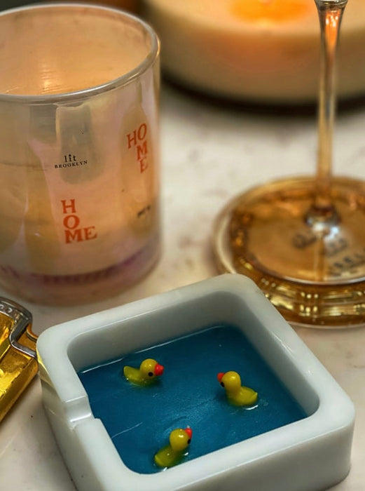 D and S Craftworks Hand Made Resin Ashtray "Rubber Ducky in a tub"