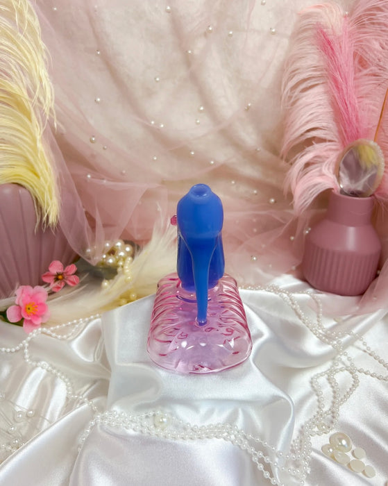 BURNING LOVE The Glass Slipper Bong