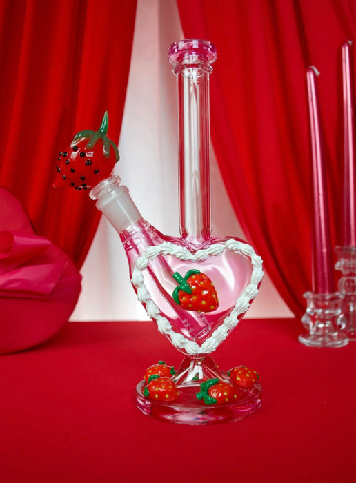 BURNING LOVE Strawberry Cake Bong
