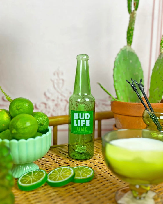 BURNING LOVE Beer Bottle Bong- Bud Life