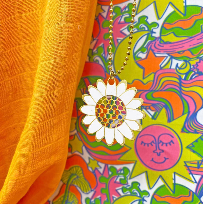 BURNING LOVE Daisy Portable Grinder Necklace