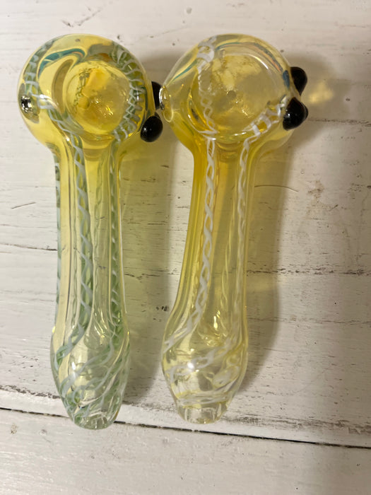Simple Worked Spoon Pipe | 3.25"-3.5" | YELLOW FUNNEL