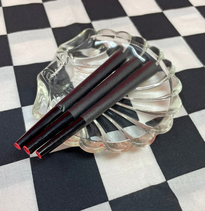 BURNING LOVE Black Widow Cones