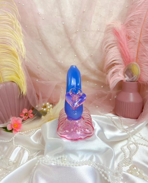 BURNING LOVE The Glass Slipper Bong