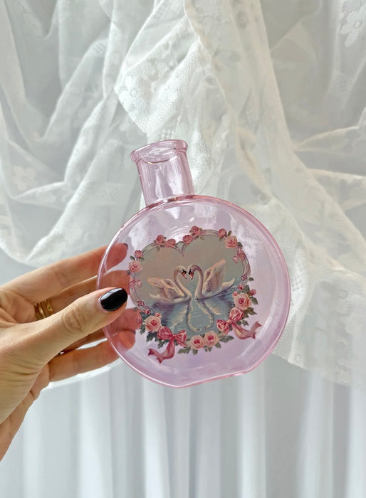 BURNING LOVE SWAN LAKE BONG