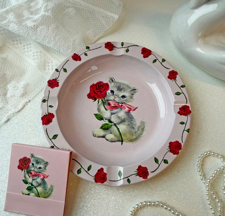 BURNING LOVE Smitten Kitten Ash Tray