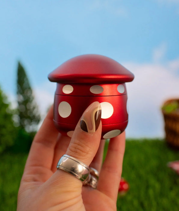 BURNING LOVE Toadstool Grinder- RED