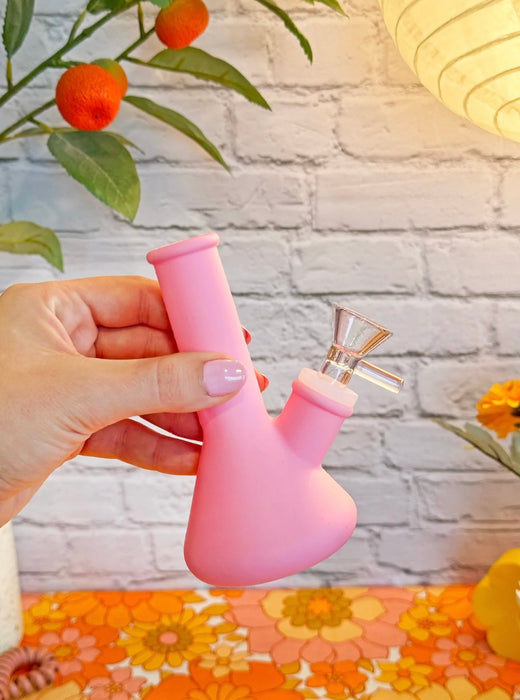 BURNING LOVE Mini Silicone Beaker Bong- Pink