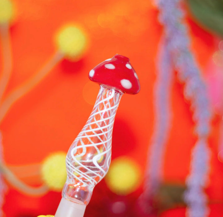 BURNING LOVE Mushroom Dab Straw - Red