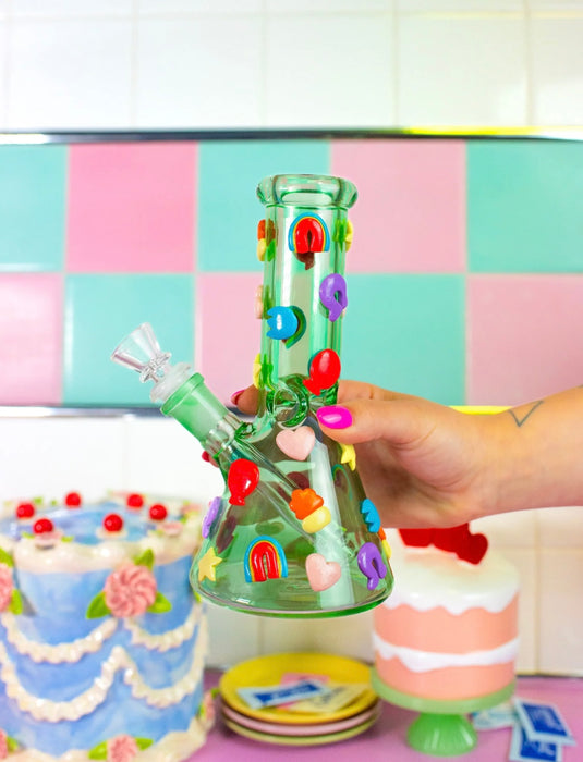 BURNING LOVE Lucky Charm Bong