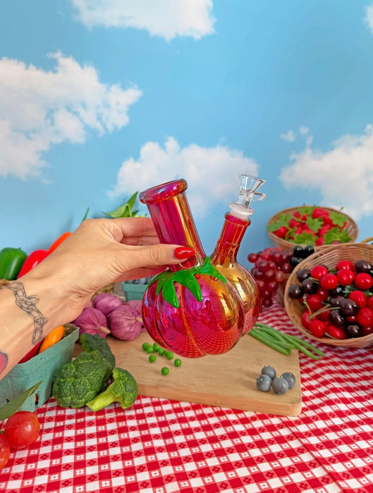 BURNING LOVE TOMATO BONG