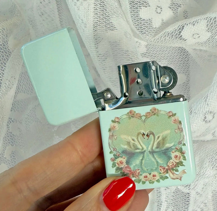 BURNING LOVE Swan Lighter