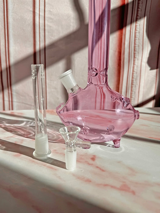 BURNING LOVE PIG BONG