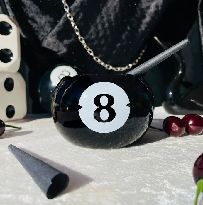 BURNING LOVE 8 Ball Ash Tray