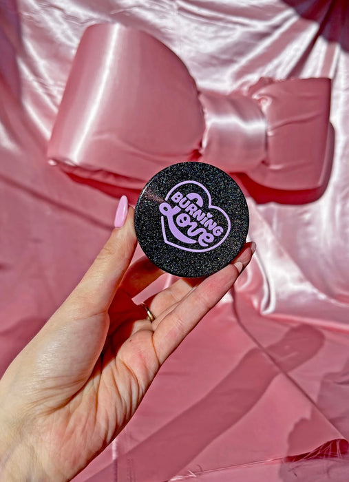 BURNING LOVE Black Glitter Grinder