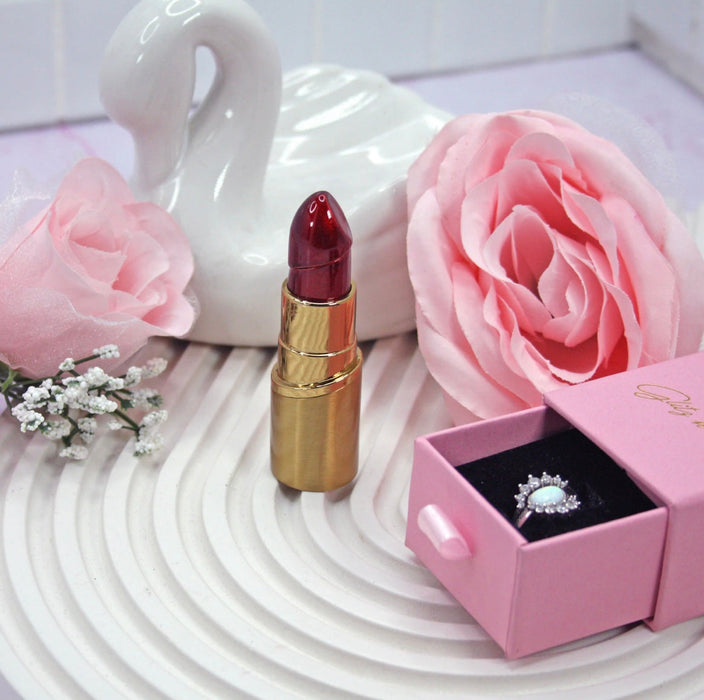 BURNING LOVE Lipstick Lighter