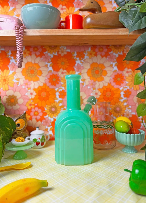 BURNING LOVE XL DECO MILK GLASS BONG