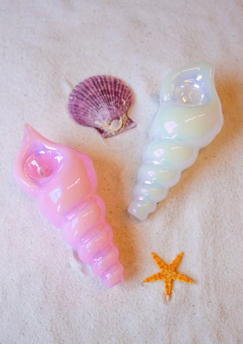 CANNA STYLE IRIDESCENT SEASHELL PIPE - WHITE
