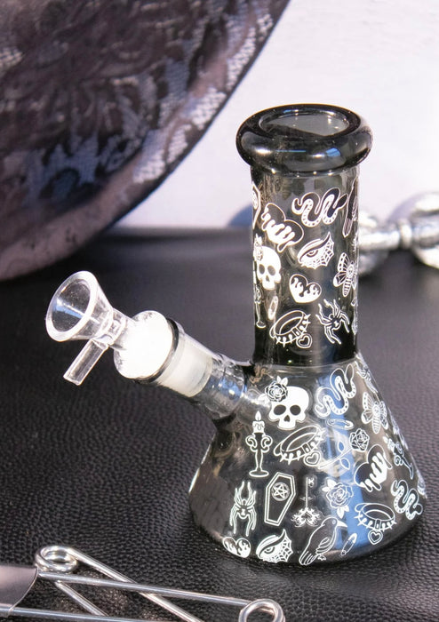 CANNA STYLE GOTH BONG 6"