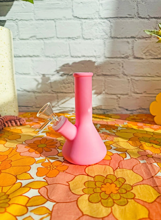 BURNING LOVE Mini Silicone Beaker Bong- Pink