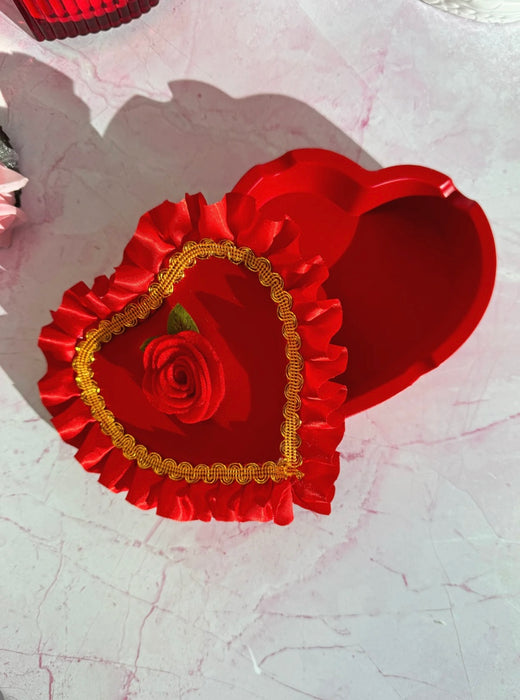 BURNING LOVE Chocolate Box Ash Tray
