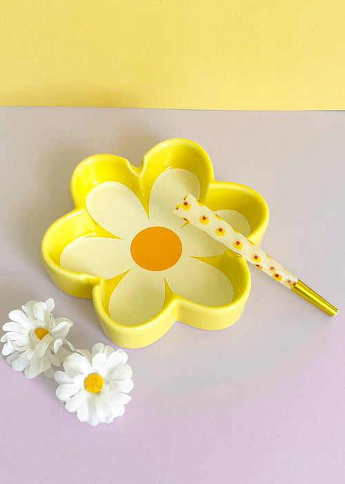 CANNA STYLE RETRO DAISY ASHTRAY