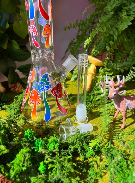 BURNING LOVE Psychedelic Mushroom Glow In The Dark Beaker Bong