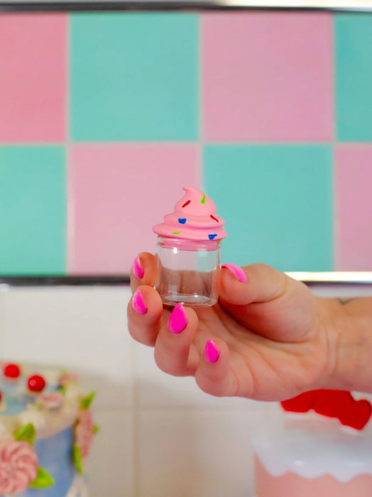 BURNING LOVE Sweet Treat Container