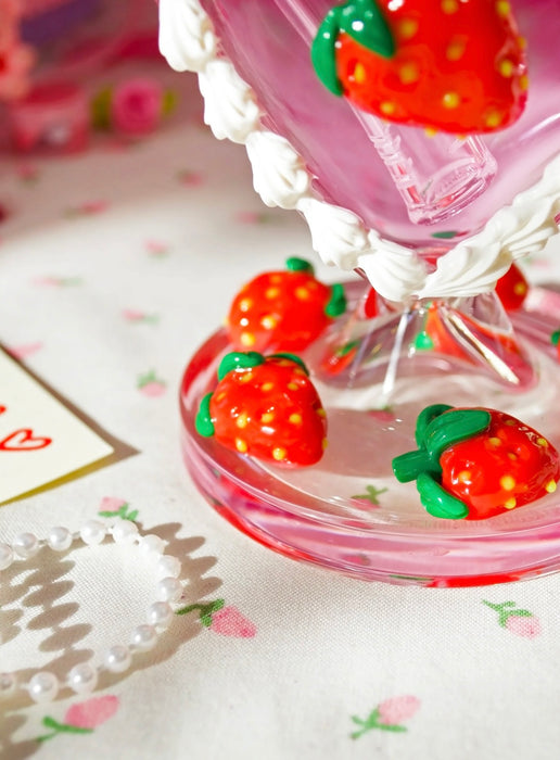 BURNING LOVE Strawberry Cake Bong