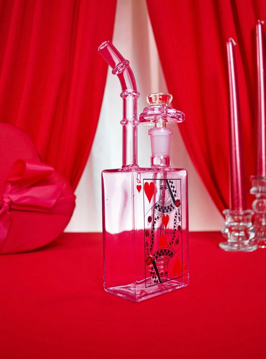 BURNING LOVE Queen of Hearts Bong