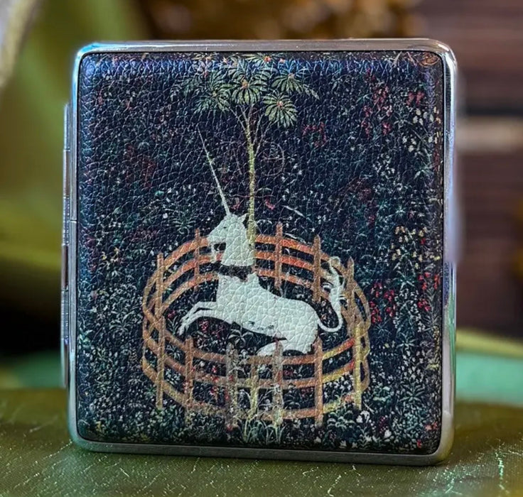 BURNING LOVE Medieval Tapestry Case