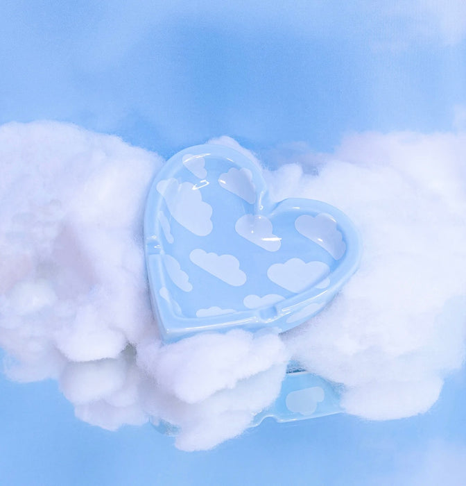 BURNING LOVE Cloudy Sky HEART Ash Tray
