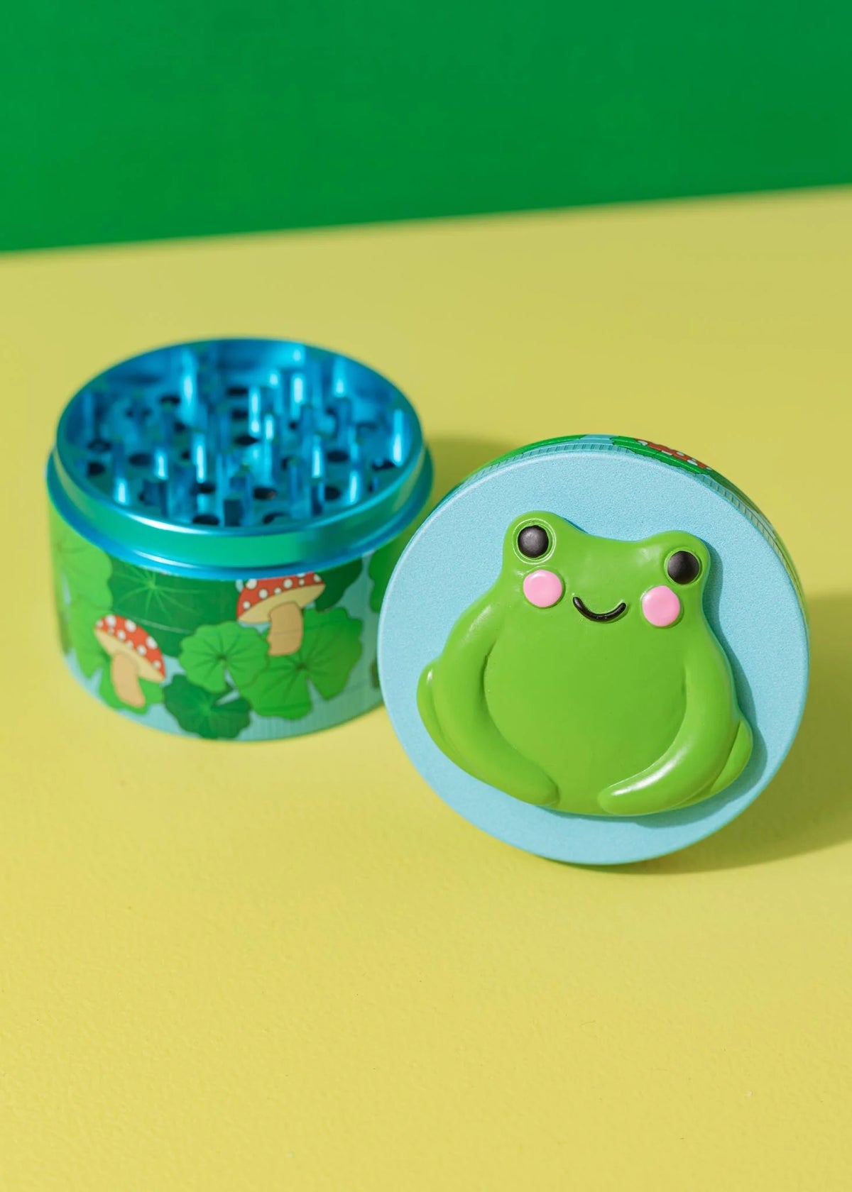 CANNA STYLE FROG GRINDER — Happy Buds Brooklyn