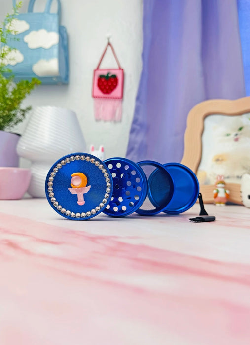 BURNING LOVE Moonlight Kingdom Grinder
