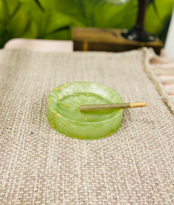 Soleil Bris Small with Gold Speckled Hand Made Resin Round Ashtray