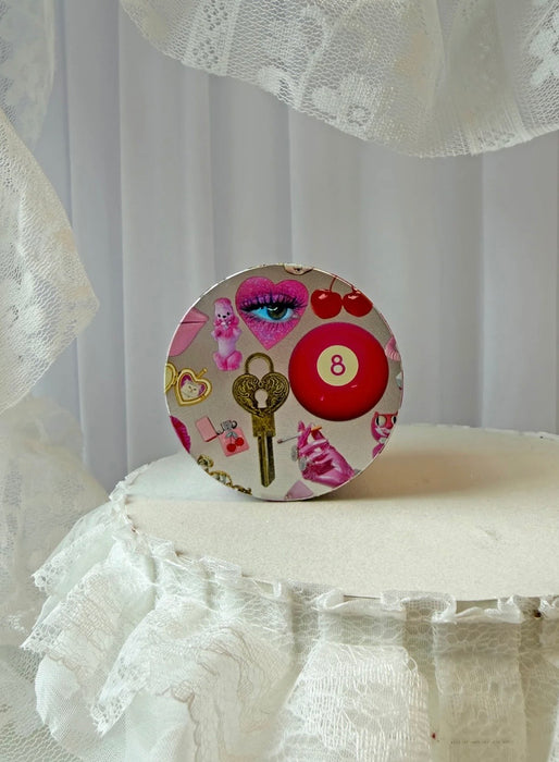 BURNING LOVE PINK THINGS GRINDER