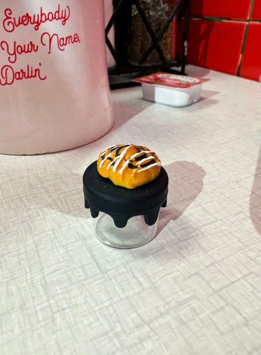 BURNING LOVE Silicone Glass Jar- Cinnamon Roll