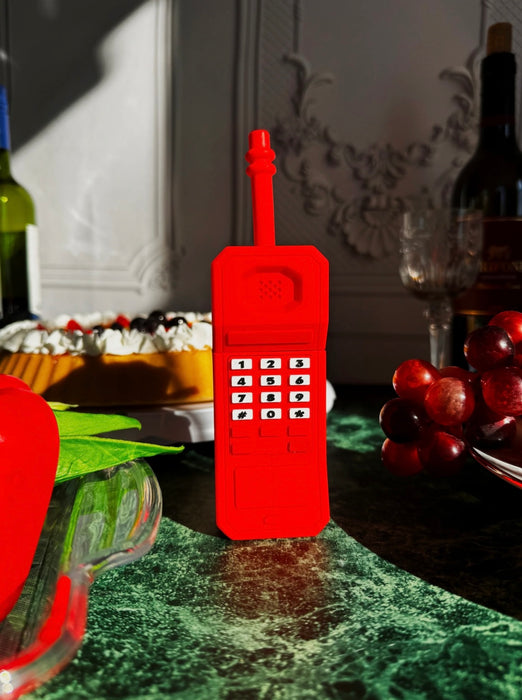 BURNING LOVE Silicone Retro Phone Bubbler- Red