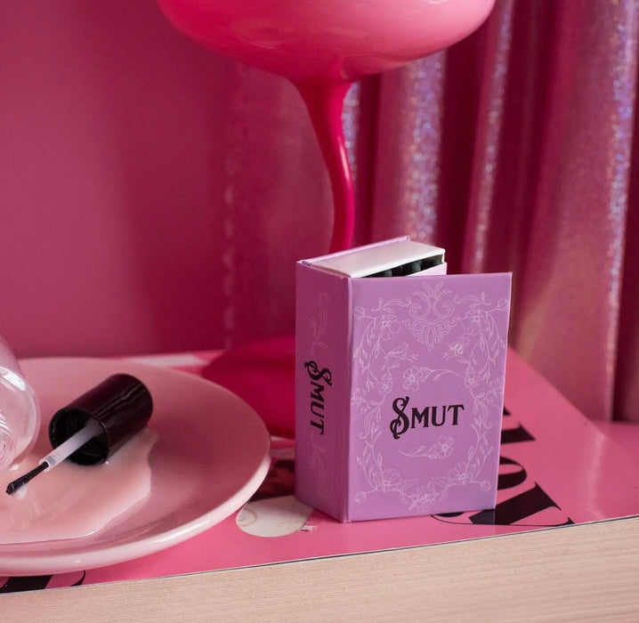 BURNING LOVE Smut Matchbook