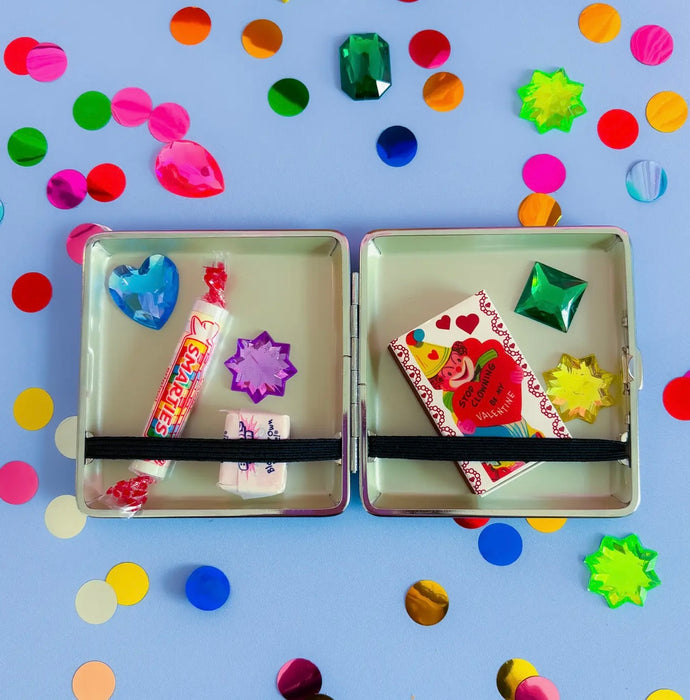 BURNING LOVE Clown Cig Case