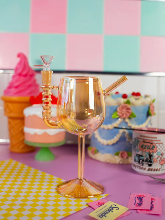 BURNING LOVE Wine Glass Bong