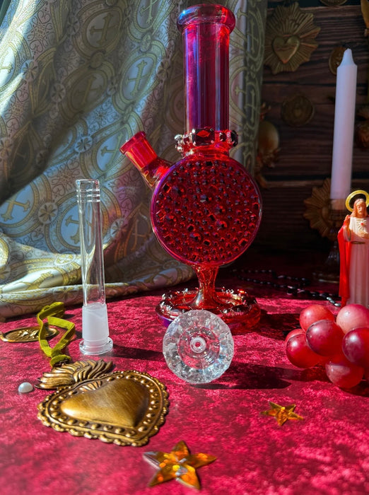 BURNING LOVE ADORATION BONG