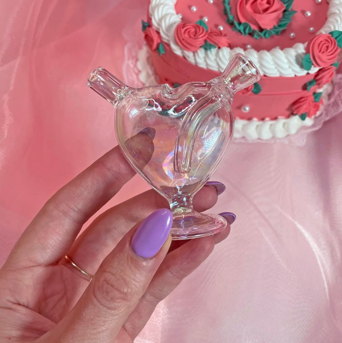 BURNING LOVE Mini Heart Bubbler- iridescent