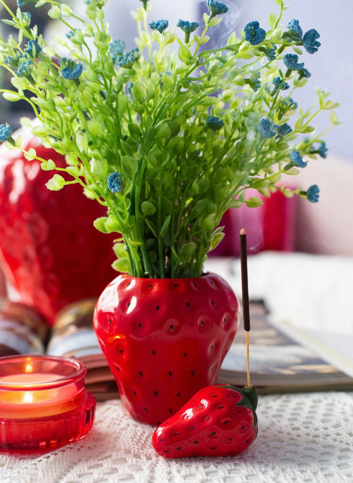 BURNING LOVE Strawberry Stash Jar